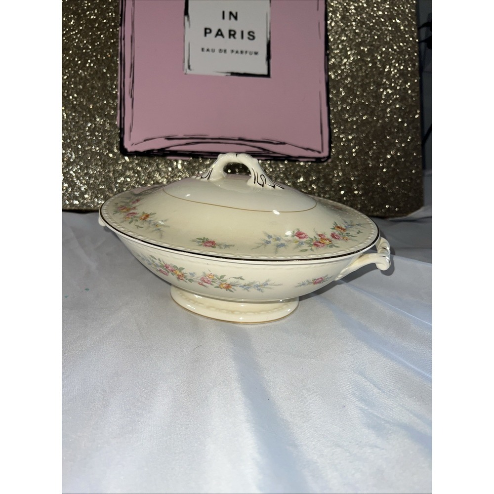 Homer Laughlin Eggshell Georgian Covered Dish With Lid Bone Roses 24kt Elegant